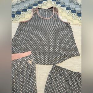 Betsey Johnson PJs 3-Piece Signature Print Pajama Set size M